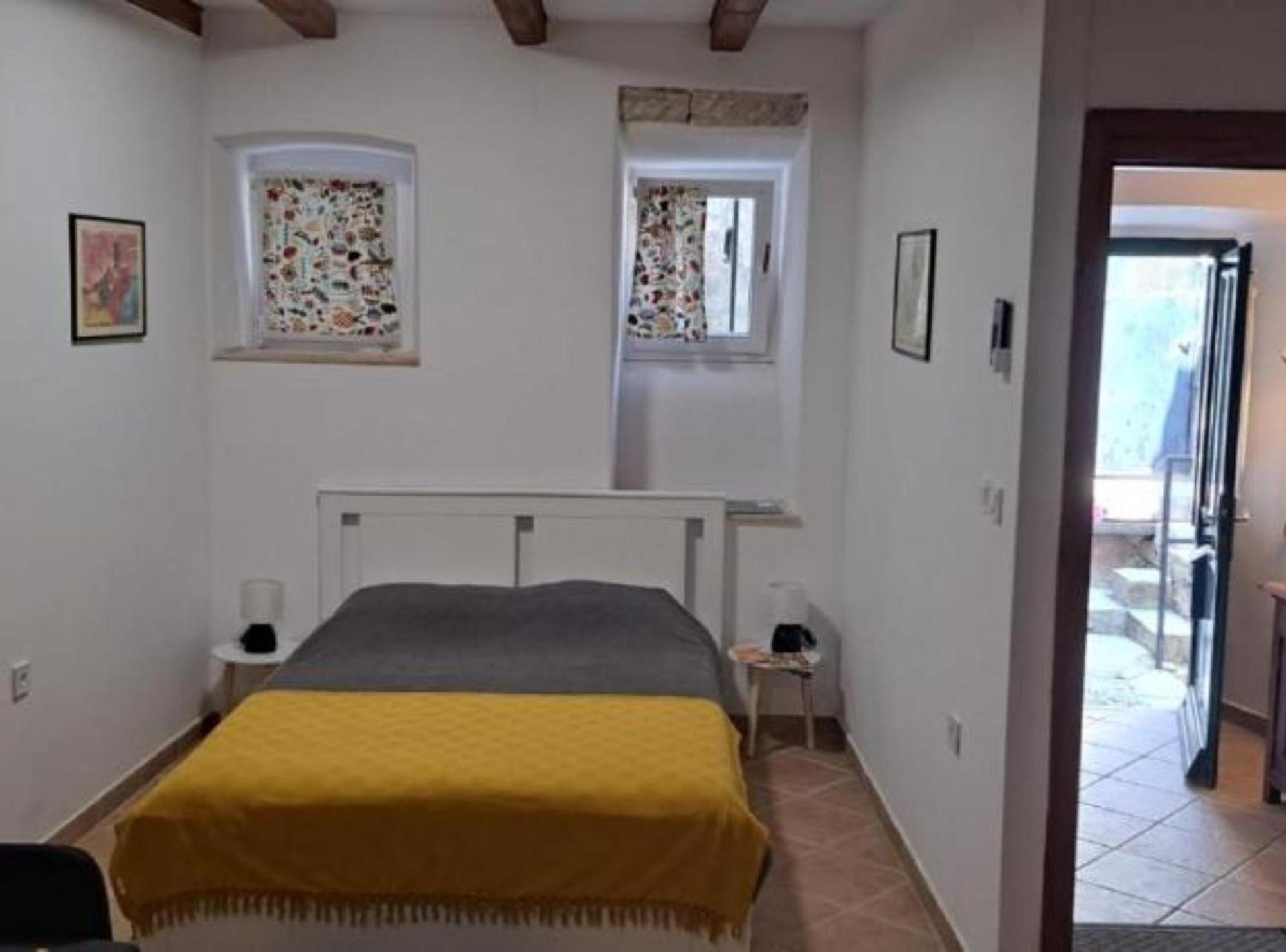 Apartment Funky Fish ดูบรอฟนิก ภายนอก รูปภาพ